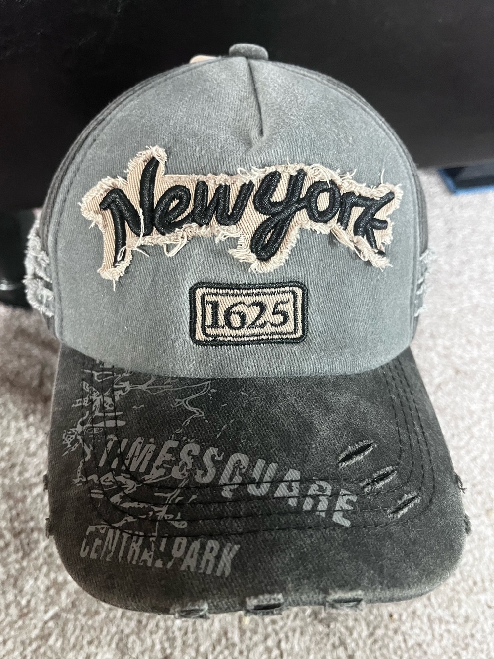Gray "New York 1625" Distressed Baseball Cap